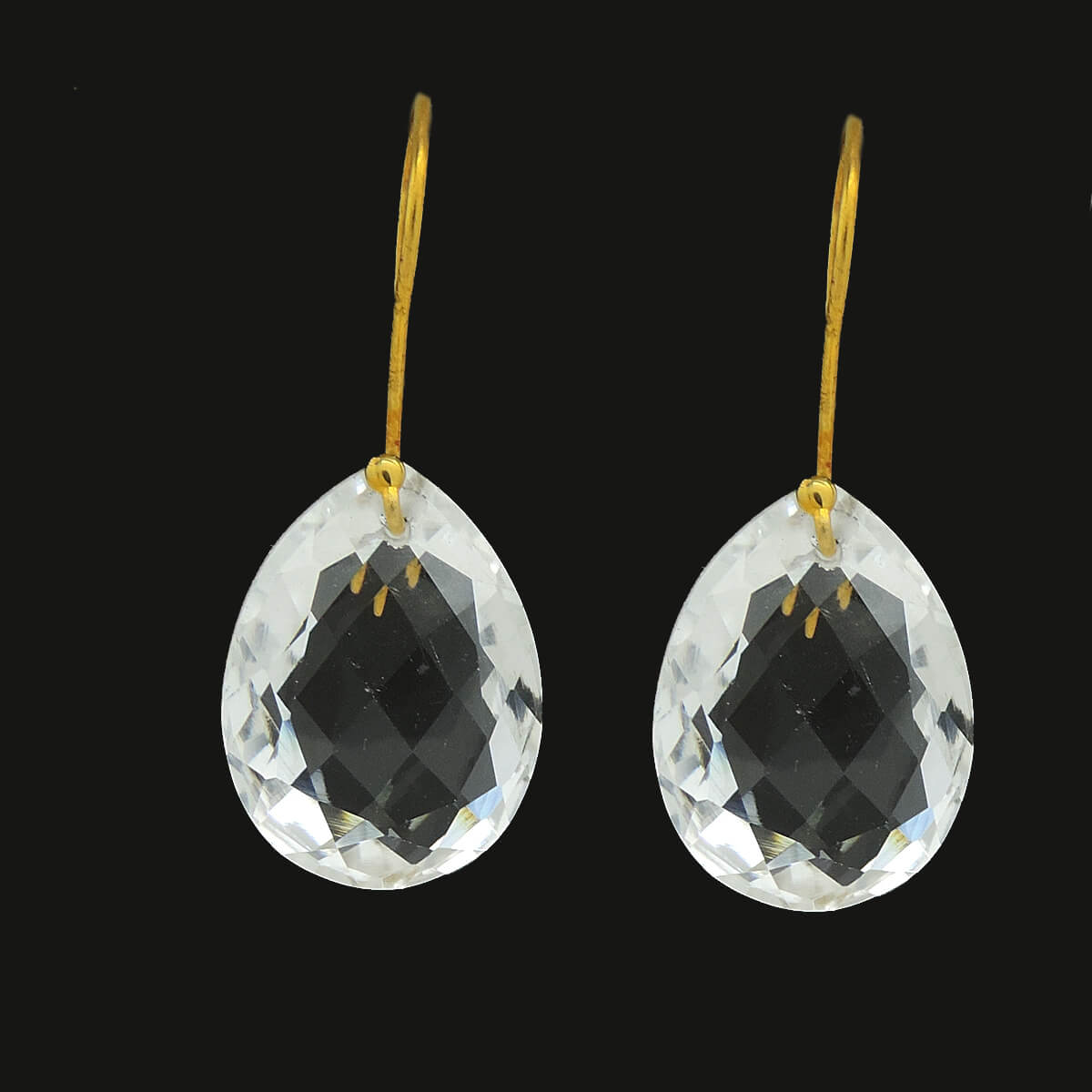 white quartz pear shape earring